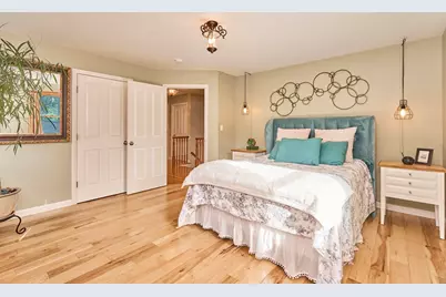 9 Sutherland Rd, Lexington, MA 02421 - Photo 16