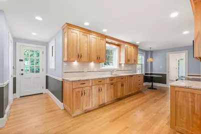 14 Longfellow Rd, Norwood, MA 02062 - Photo 20