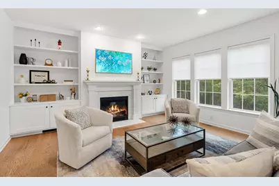 33 Skyhawk Cir, Weymouth, MA 02190 - Photo 4