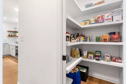 33 Skyhawk Cir, Weymouth, MA 02190 - Photo 12