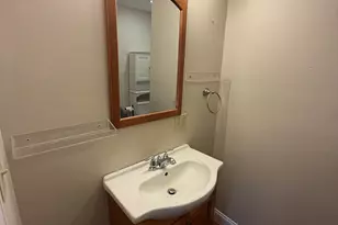 234 Pelham St, Methuen, MA 01844 - Photo 8