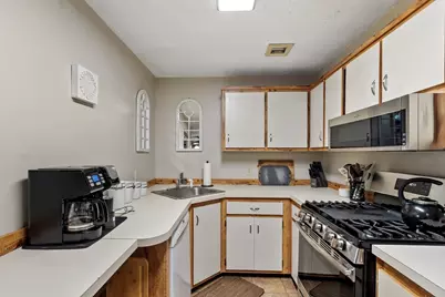 12 Village Ln #45, Tyngsborough, MA 01879 - Photo 10