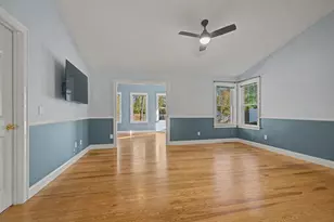 22 Pomeroy Meadow Rd, Southampton, MA 01073 - Photo 10