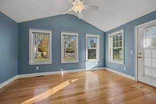 22 Pomeroy Meadow Rd, Southampton, MA 01073 - Photo 12