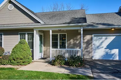 22 Pomeroy Meadow Rd #2, Southampton, MA 01073 - Photo 2
