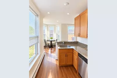 205 Cabot #7, Beverly, MA 01915 - Photo 4