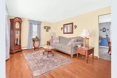 580 Wrentham Road, Bellingham, MA 02019 - Photo 8