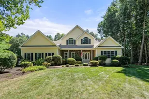 784 Washington St, Franklin, MA 02038 - Photo 2