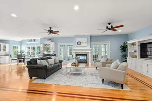 784 Washington St, Franklin, MA 02038 - Photo 16