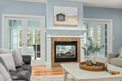 784 Washington St, Franklin, MA 02038 - Photo 18