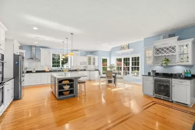 784 Washington St, Franklin, MA 02038 - Photo 22
