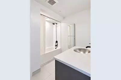 9 Medford St #401, Somerville, MA 02143 - Photo 14