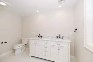 4 Mollies Ln, Gloucester, MA 01930 - Photo 18