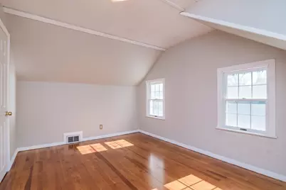 115 Wolcott Avenue, West Springfield, MA 01089 - Photo 22