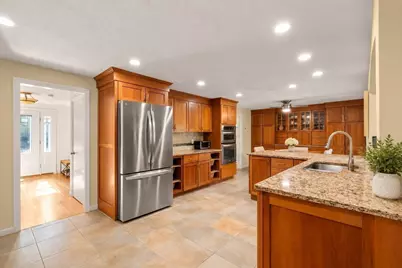 24 Pauline Dr, Natick, MA 01760 - Photo 6