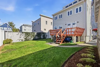 26 Tappan St, Melrose, MA 02176 - Photo 24