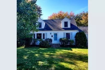 47 Wardson Cir, Rockland, MA 02370 - Photo 2