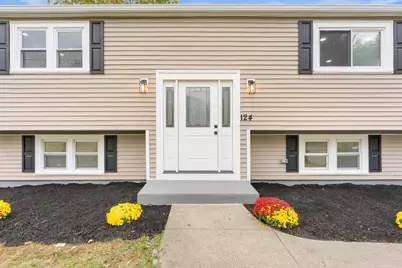 124 Auburn St, Whitman, MA 02382 - Photo 4