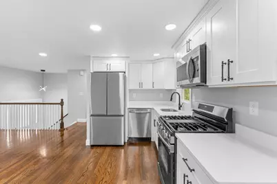124 Auburn St, Whitman, MA 02382 - Photo 8