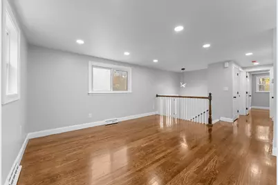 124 Auburn St, Whitman, MA 02382 - Photo 6