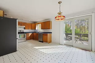 741 Winter St, Holliston, MA 01746 - Photo 8