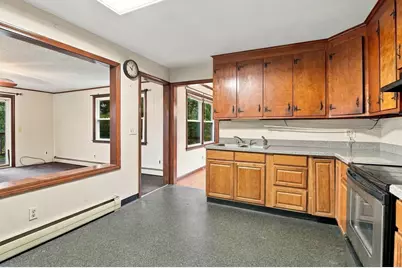 160 Millbury Street, Auburn, MA 01501 - Photo 10