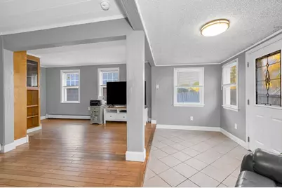 100 Hilltop Rd, Dracut, MA 01826 - Photo 6