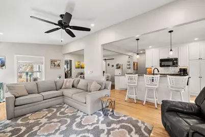 21 Woodland St #21, Newburyport, MA 01950 - Photo 6