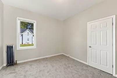 19 Lowell Ave, West Springfield, MA 01089 - Photo 16