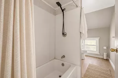 908 Plymouth Ave, Fall River, MA 02721 - Photo 18