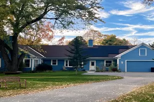 27 Oak Ave, Lunenburg, MA 01462 - Photo 1