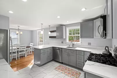 65 Emerald Street, Quincy, MA 02169 - Photo 12