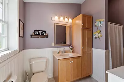 63 Dudley St, Leominster, MA 01453 - Photo 20