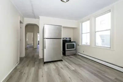 21 Clare St, Lowell, MA 01854 - Photo 18