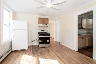 21 Clare St, Lowell, MA 01854 - Photo 6