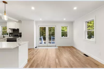 318 Essex Ave #B, Gloucester, MA 01930 - Photo 8