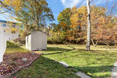 1011 Webster St, Needham, MA 02492 - Photo 8
