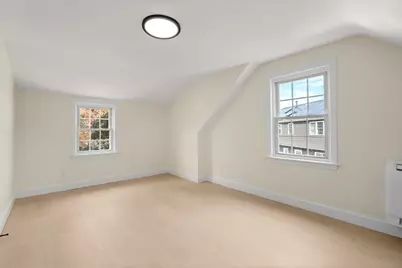 365 Lexington St, Woburn, MA 01801 - Photo 20