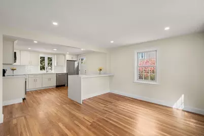 365 Lexington St, Woburn, MA 01801 - Photo 8