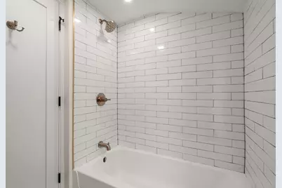 365 Lexington St, Woburn, MA 01801 - Photo 16