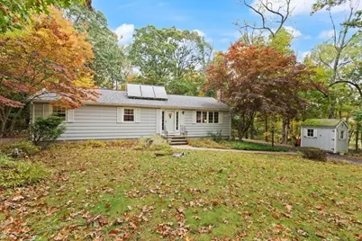 326 Highland St, Stoughton, MA 02072 - Photo 32