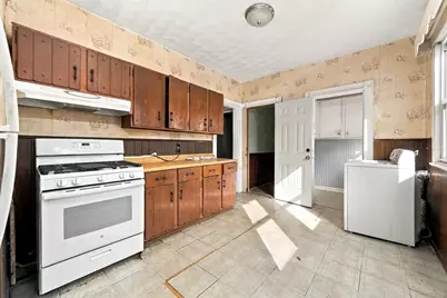 52 Watts St, Chelsea, MA 02150 - Photo 22