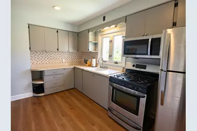 147 Dellawanda Rd, Swansea, MA 02777 - Photo 4