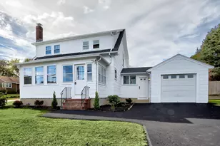 262 Washington St, Gloucester, MA 01930 - Photo 2