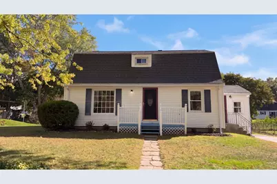 15 Linden St, Oxford, MA 01540 - Photo 1