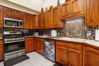 41 Bainbridge Street, Leominster, MA 01453 - Photo 10