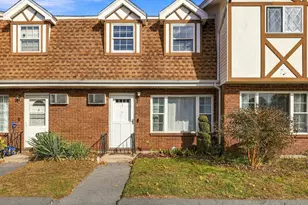 945 Riverside Dr, Methuen, MA 01844 - Photo 1
