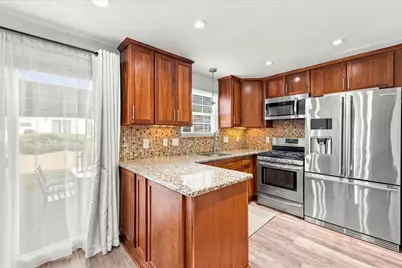 945 Riverside Dr #4C, Methuen, MA 01844 - Photo 6