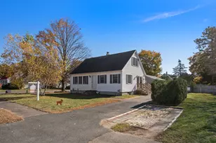 25 Rabideau Dr, Easthampton, MA 01027 - Photo 1