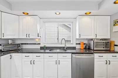 19 Brooks Park, Medford, MA 02155 - Photo 16